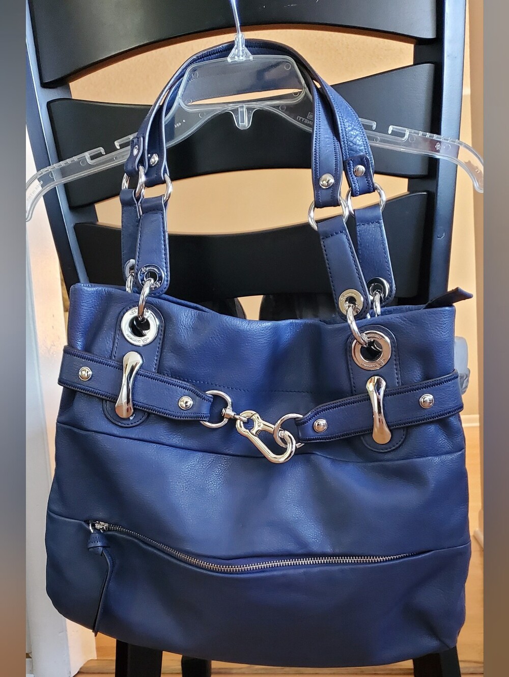 NEVER USED b. Makowsky Blue Leather large Bag GORGEOUS